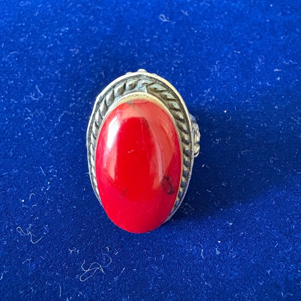Elegant Red Stone Sterling Silver Ring